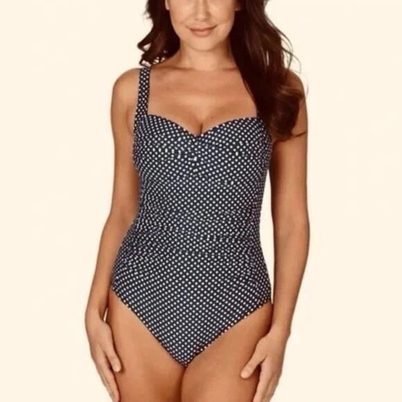 NipTuck Women’s One Piece Navy&White Polka Dot Size 4 Bathing Suit Cruise Beach - Picture 1 of 7
